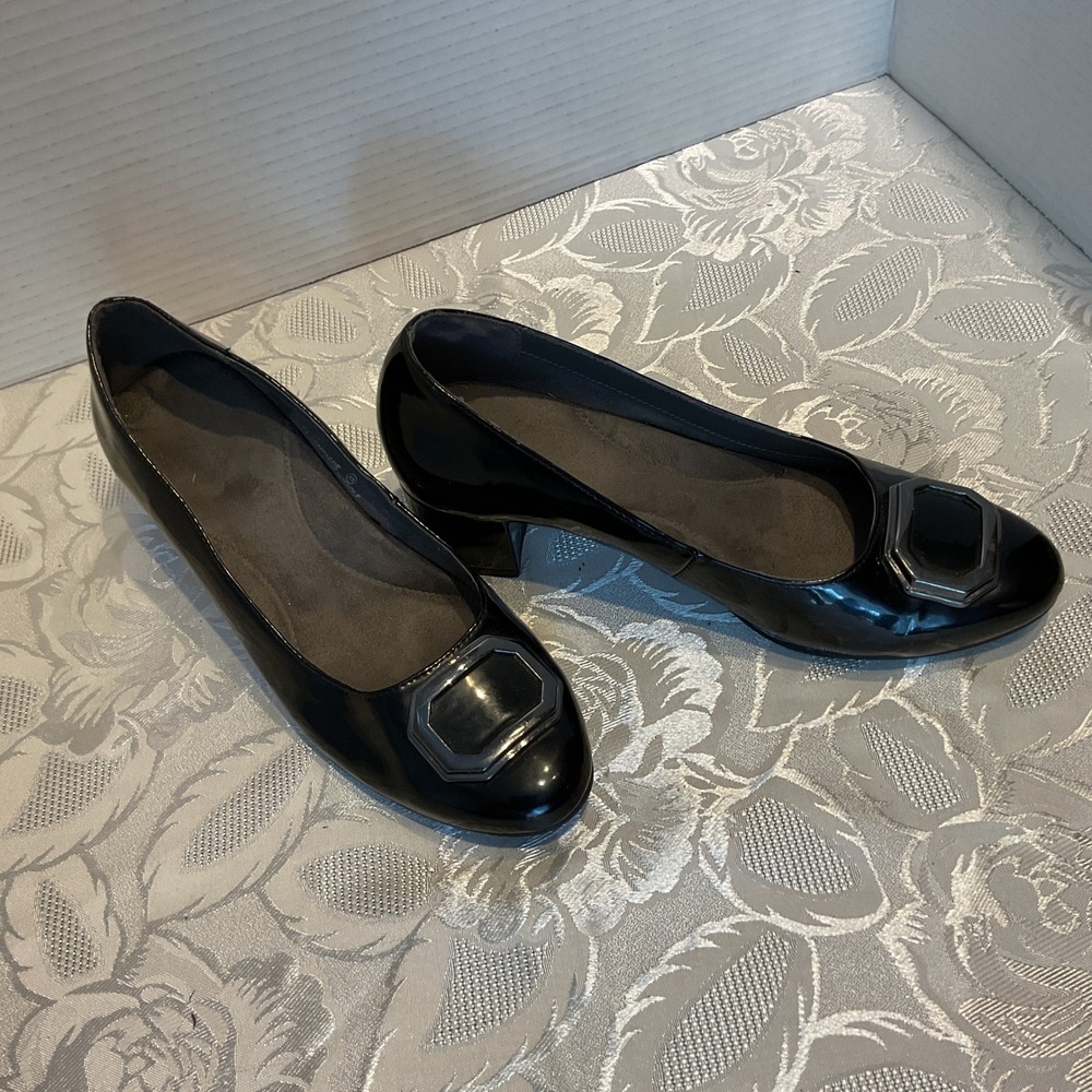 Aerosoles Pumps Womens 7 Black Excellent Patent Block Heel Buckle Accent